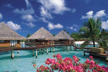 One of my most favorite photos of Tahiti!!  Which island do you think this is?